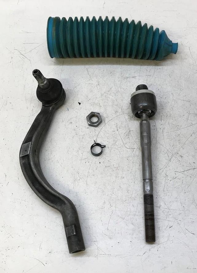 2014-2017 Maserati Ghibli Good Used Right Side Inner & Outer Tie Rod plus Boot