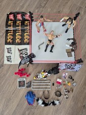 WWE/WWF. RING AND ACCESSORIES 1999/2000 Wrestlers, Assorted Pieces, Great Bundle