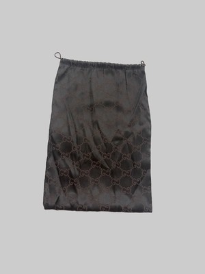 グッチ Gucci Dust Bag 13.25 inches x 9 inches With Gucci Logo Satin Feel