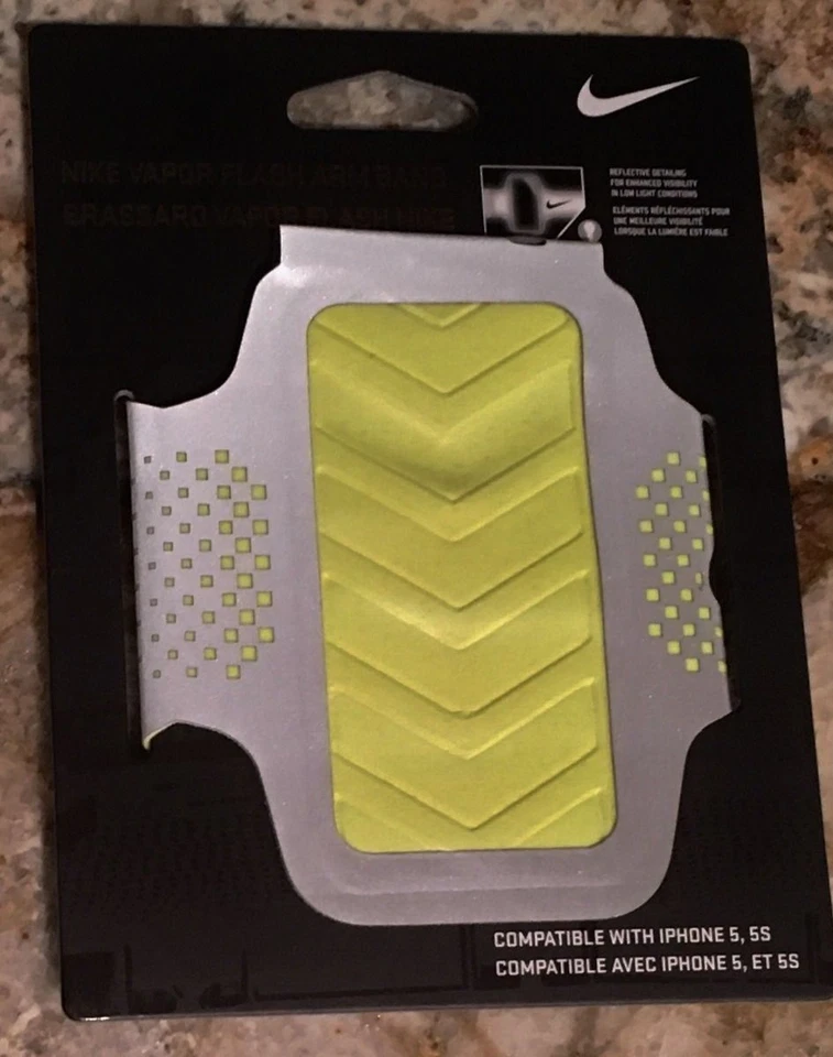 NIKE Vapor Flash Adjustable Arm Band iPhone iPod Device Carrier Run Training NEW - Image 3 of 4