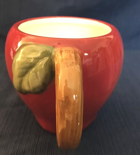 BRAND NEW Lot of 4 Four Sur La Table 14 Oz Red Figural APPLE Mugs Brand - Picture 3 of 7