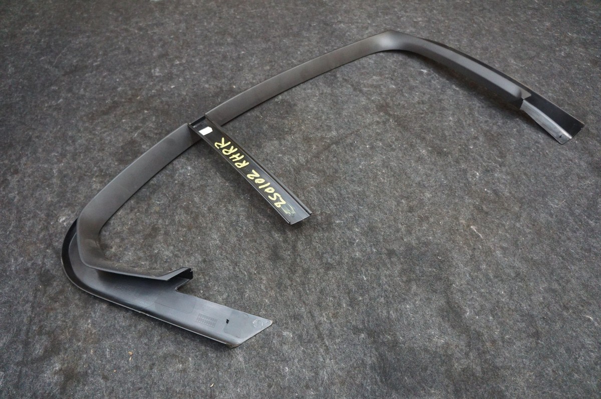 Set Rear Left Right Window Frame Trim 51352635875 Bmw M3