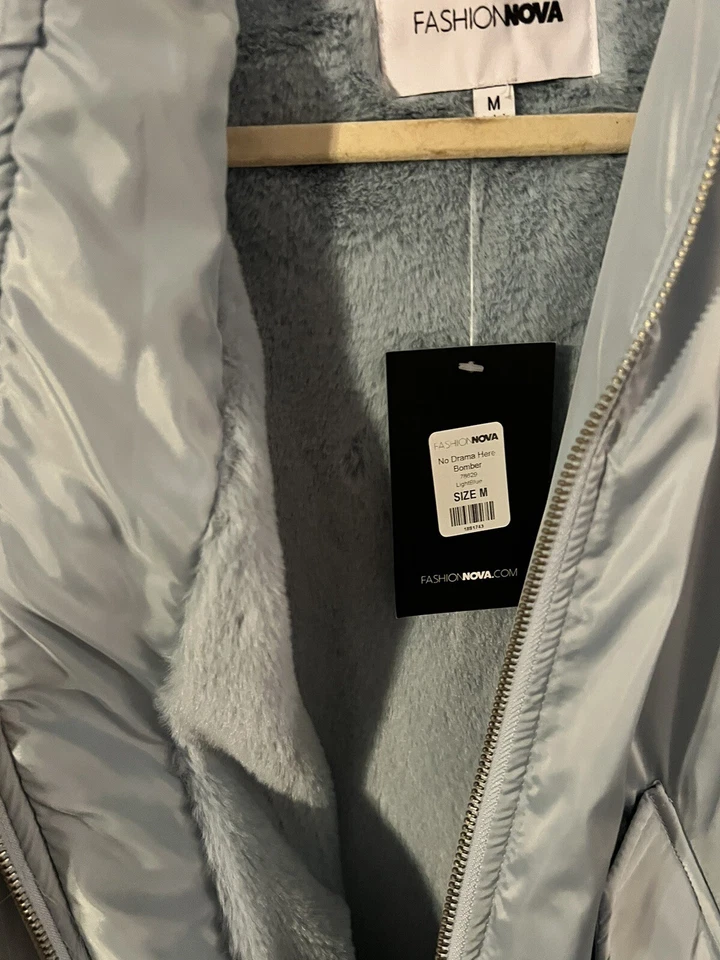 Fashion Nova Oversized Bomber. Winter Coat. M. Baby Blue - Image 3 of 3