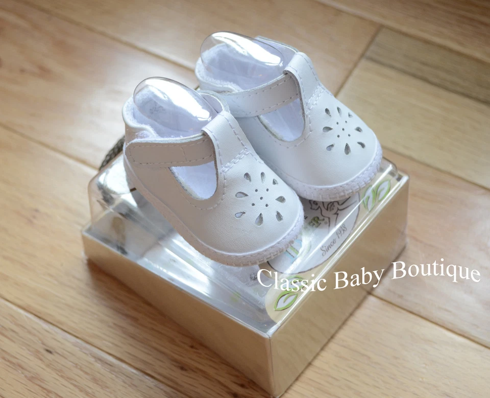 NUEVO CON ETIQUETAS Bebé Ciervo Cuero Blanco T-Correa Talla 3 Botines Cuna Zapatos Niñas 6 9 Meses Foto 2 de 2