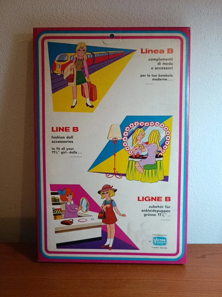 VICTOR - LINEA B - COMPLEMENTI DI MODA - VESTITI BAMBOLA - VINTAGE - Immagine 2 di 2