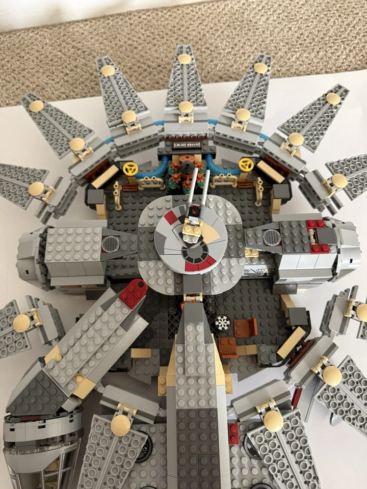 LEGO 4504 Halcón Milenario (Envío Completo Faltan Algunas Figuras) Foto 2 de 4