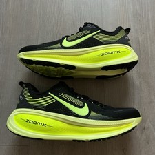 Nike Vomero 18 Black Volt HM6804-008 Size 8 Women