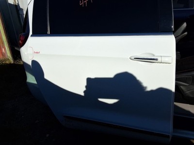 2017 - 2021 Chrysler Pacifica Sliding Right Rear Door OEM #083515