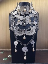 Christian Dior Haute Couture Mata Hari Necklace Galliano AW97 1997 Runway Pearl