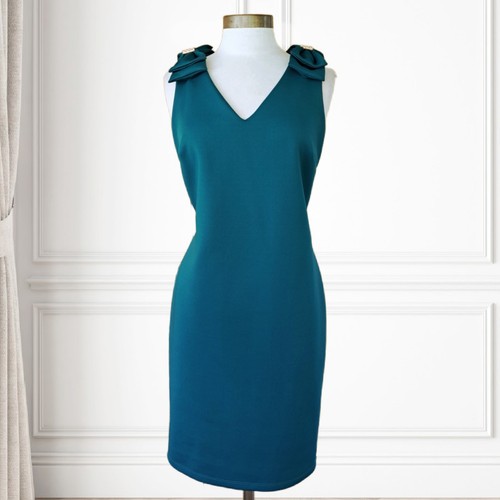 EN FOCUS Studio Bow Shoulder Sheath Cocktail Dress Size 10 in Emerald Green