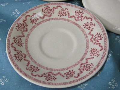 Laura Ashley Johnson Brothers ENGLAND Petite Fleur 1985 ROT Untertasse