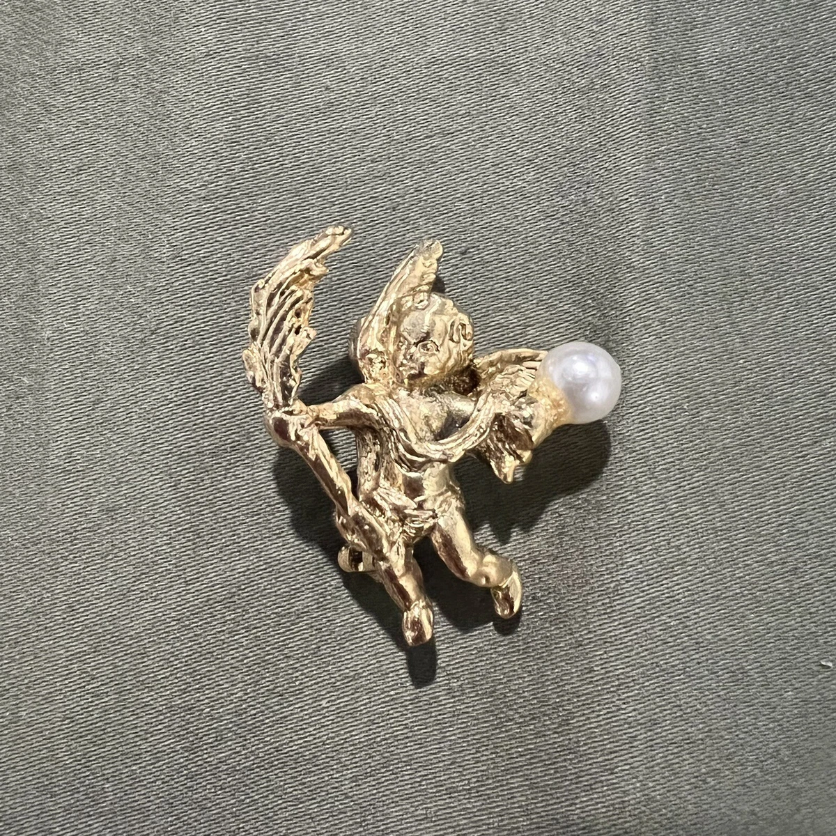Vintage Cherub Pin Brooch Lapel Pin Angel Holding A Faux pearl