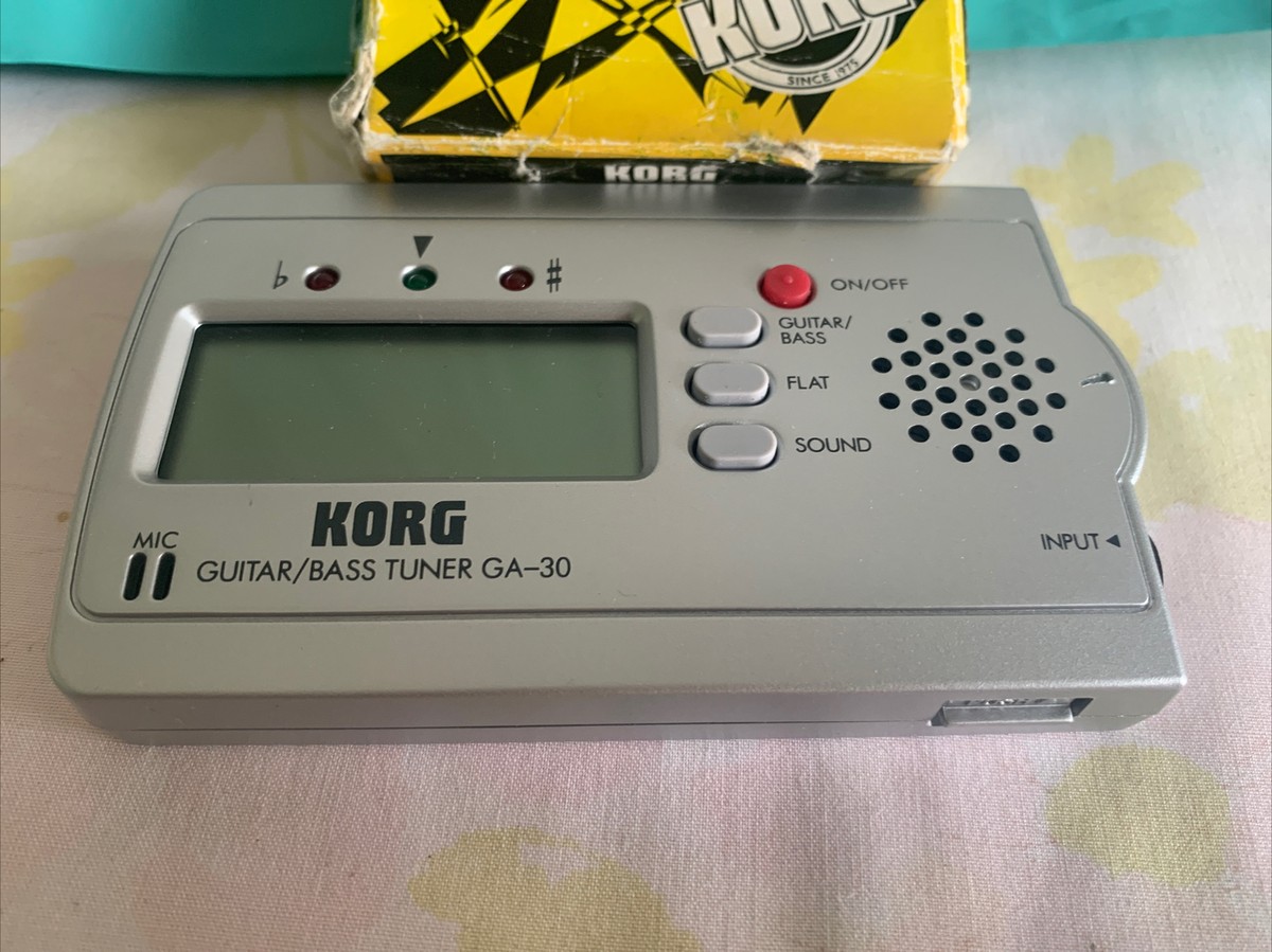 Korg GA30 Accordeur De Guitare Et Basse - Compact LCD Haute Précision
