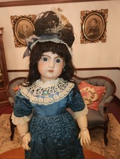 Antique  French  Doll Tete JUMEAU  36" Tall