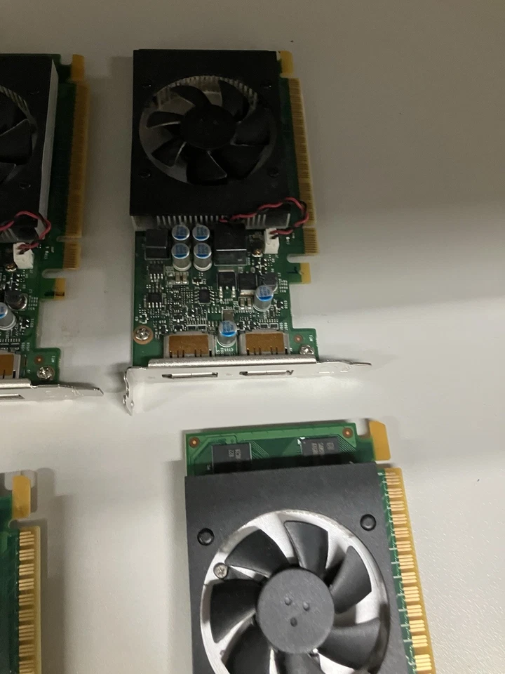 Lot of 4 Graphics Card 2GB - Image 4 of 4