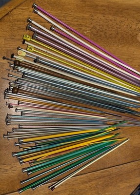 Lot Of 17 Long 16 Short Plastic Metal Knitting Needles Assorted total of 33 sets