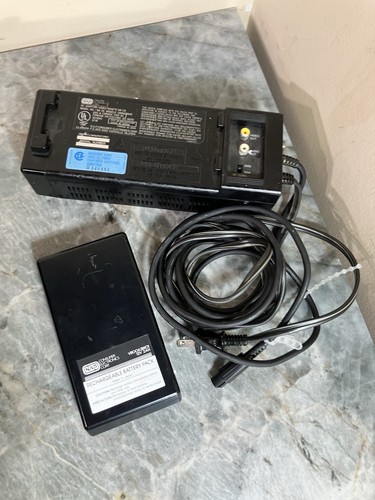 Vintage 1988 Sylvania VCC140SL01 VHS Video Camera & Charger TESTED & WORKING - Picture 9 of 9