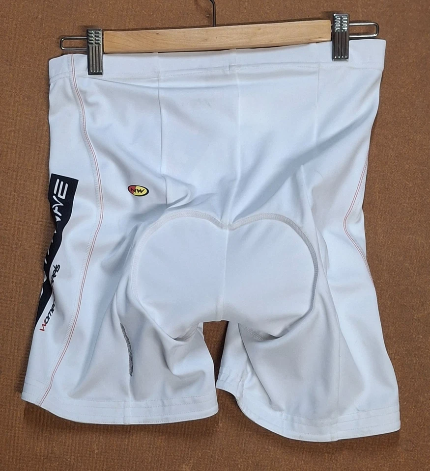 LADIES GIRLS PADDED CYCLING SHORTS NORTHWAVE ICON WOMEN ON WHEELS Size Medium - Image 2 of 4