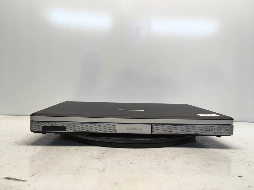 Compaq Presario C500 Intel Celeron M 520 1,6 GHz 1 GB SIN DISCO DURO sin batería Foto 3 de 4