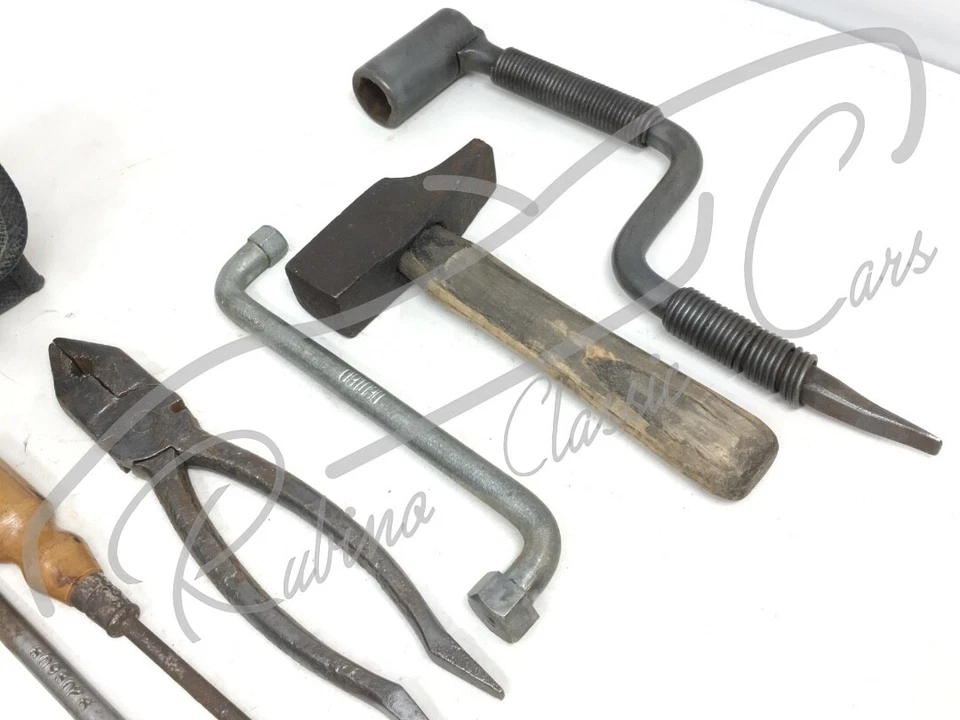 KIT DE HERRAMIENTAS ORIGINAL LANCIA APPIA ZAGATO GT GTE CUPÉ DEPORTIVO Foto 3 de 4