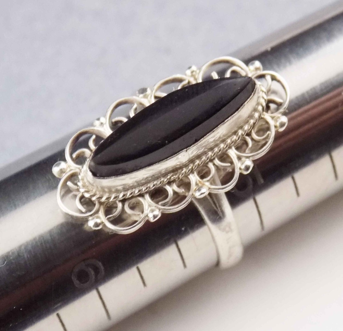 Sz 5.25, Vintage Filigree Ring Sterling Silver Black Onyx, Mexico, Signed JD View 2