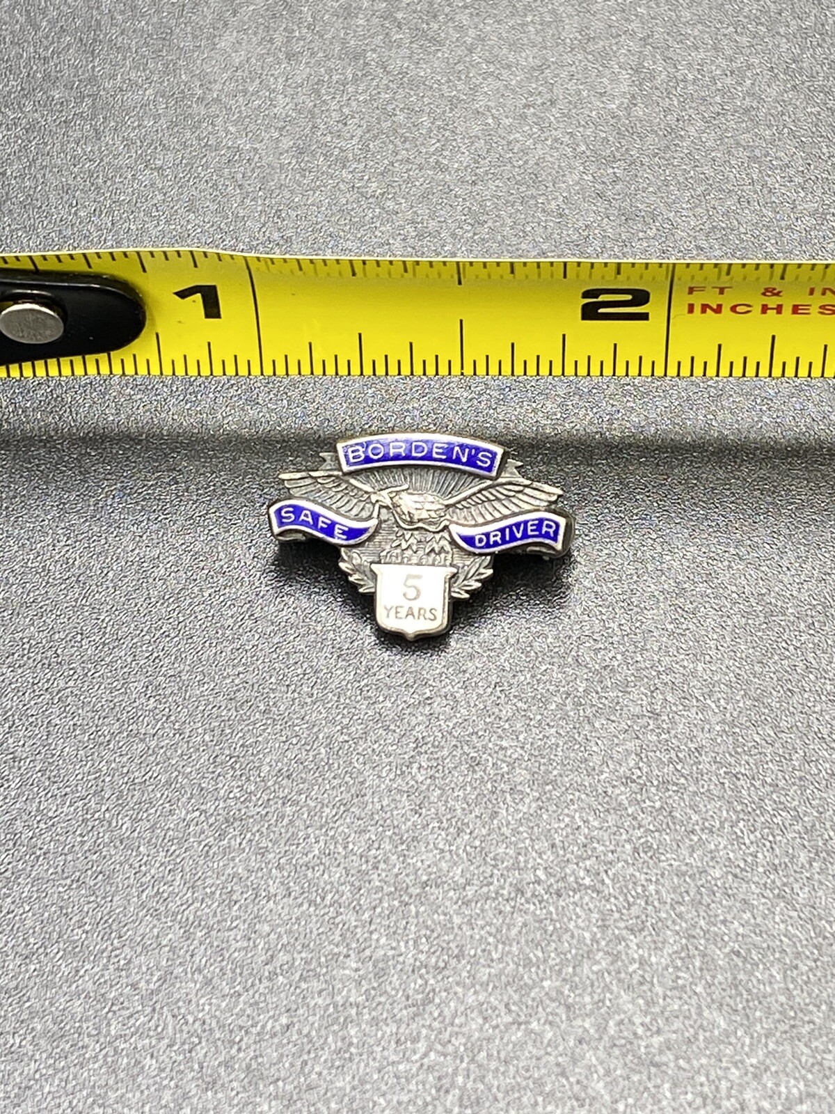 Vintage Enamel Borden's 5 Years Safe Driver Award Ste… Gem