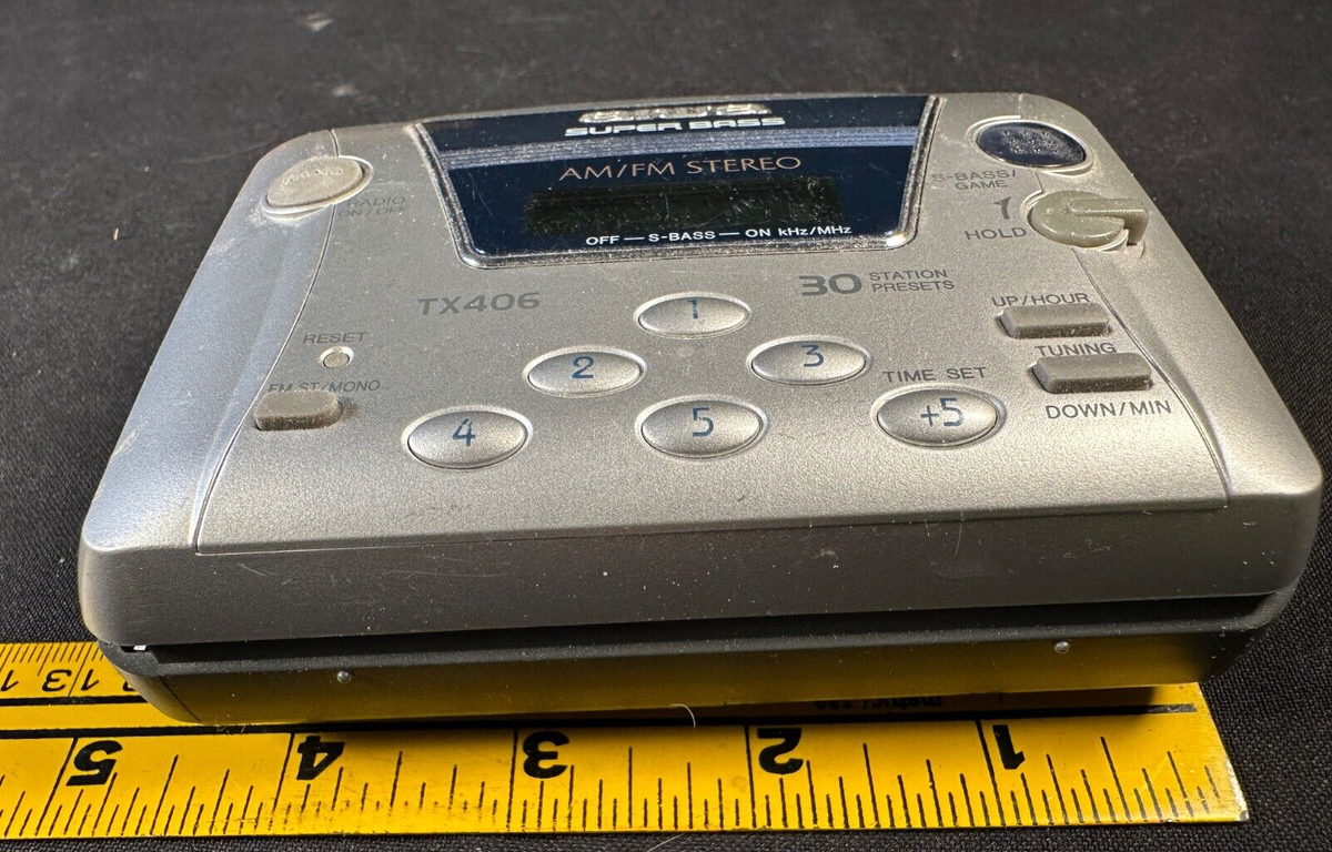 Aiwa Super Bass HS-TX406 AM/FM Radio Walkman Cassette Player | eBay