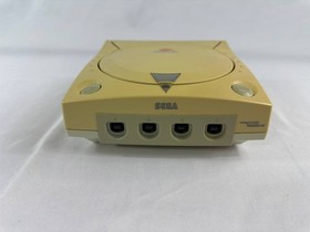Sega Dreamcast HKT-3000 Console with Controller