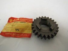 NOS Suzuki 1966-1968 T200  4th Drive Gear 24241-10000   