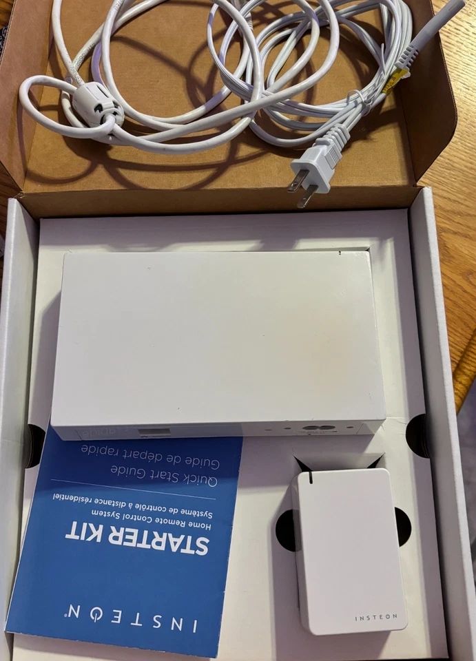 Insteon Home Control Starter Kit 2244-234 Hub & 1 dimmer module - Image 3 of 3