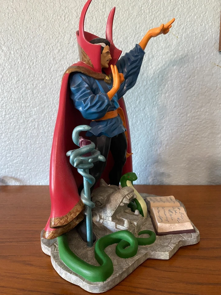 Marvel Dr Strange Applause Limited Edition Statue 554/1500 - Image 2 of 4