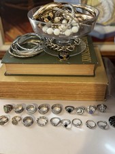 7 LBS HUGE COSTUME JEWELRY LOT Modern Vintage Mix Over 90 Items