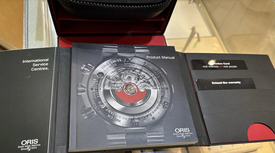 Oris  Acqis Red Limited Edition 1581/2000 Professional Diver’s Rubber Strap. - Image 2 of 4