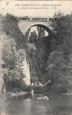75 PARIS BUTTES-CHAUMONT PONT DE BRIQUES ET LAC - Photo 1/2