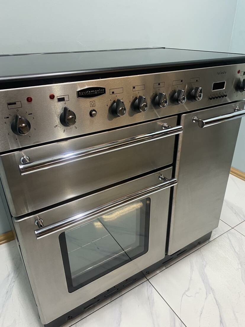 RANGEMASTER TOLEDO 90 INDUCTION RANGE COOKER IN STAINLESS STEEL. Ref
