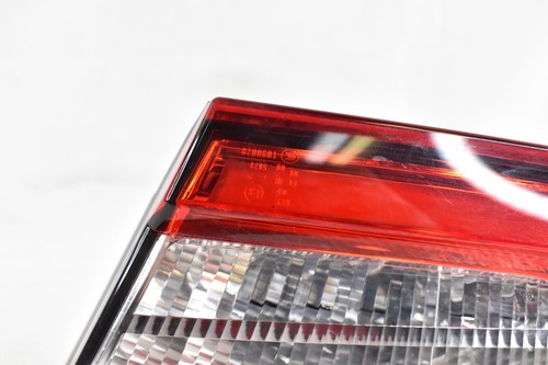 2014-2017 MASERATI QUATTROPORTE M156 OEM RIGHT INNER TAIL LIGHT LAMP 670009228 - Picture 18 of 23