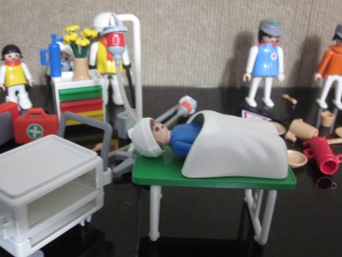 Playmobil Medical Hospital Dentist Misc Lot Figures Pieces & Accessories - Picture 13 of 15