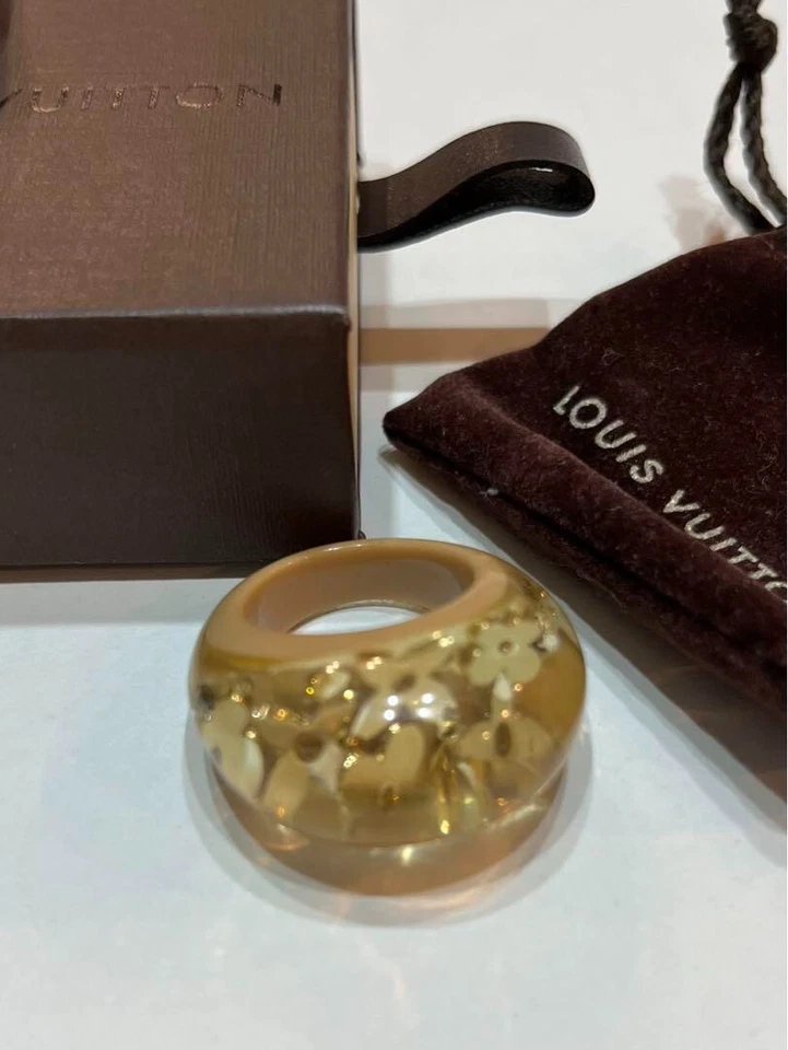 Auténtico Anillo Louis Vuitton Berg Inclusión Beige Oro Monograma EE. UU. Talla 6.5-7 Foto 2 de 4