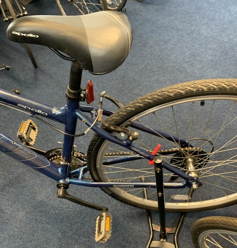 Apollo Virtue Ladies Hybrid Bike 17” Frame 700c Wheels Front Suspension Serviced - Picture 15 of 16