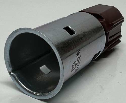 10011018 Genuine Paccar Power Outlet Housing OEM - New - 第 3/3 張圖片