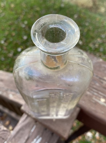 Read Drug & Chemical Co, Baltimore, MD Partial Label Alcohol Bottle Maryland - Picture 10 of 13
