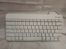 LOGITECH - iPad Keyboard - Wired 30-pin Connector - Y-B0005