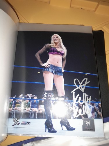 Kelly Kelly Signed 1st Photofile Official Wwe Photo Ecw Wwe Wwf Diva Babe - Picture 2 of 3
