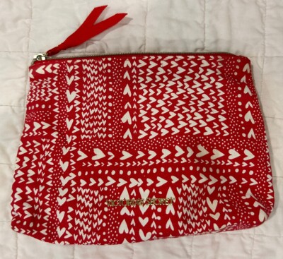 Victoria s Secret Cosmetic Makeup bag RED Hearts Zipper Travel