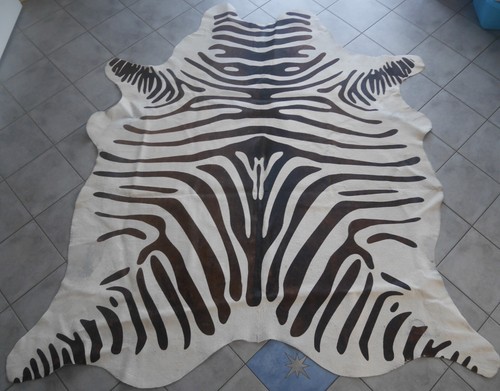 RIESIGES KUHFELL Rinderfell in ZEBRA DESIGN! ZEBRAFELL! 245 x 215 cm 5,3² - Bild 2 von 12