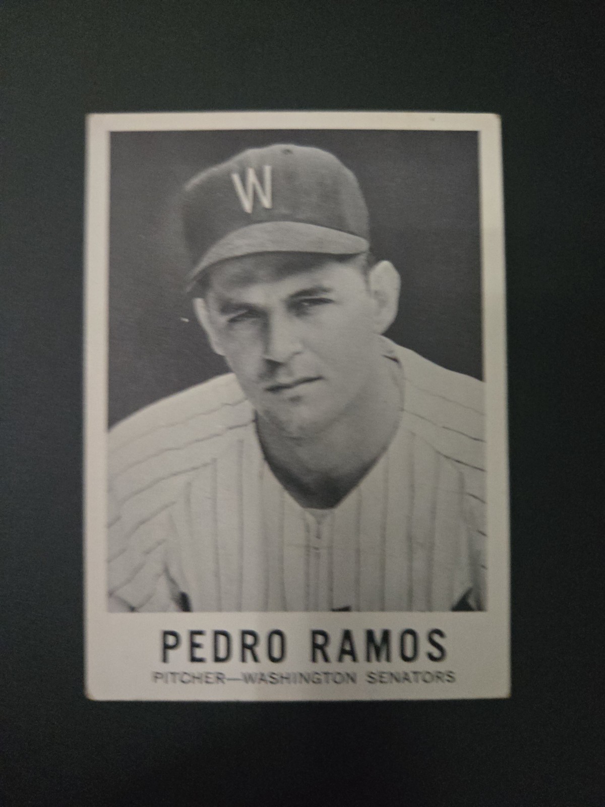 Pedro Ramos #21 Baseball Cards 1960 Leaf trading card — raw and PSA graded price guide