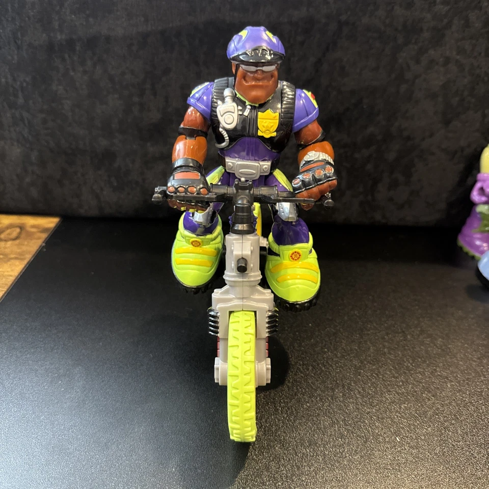 Huge VINTAGE FISHER PRICE RESCUE HEROES MATTEL ACTION FIGURES/vehicles Lot - Image 2 of 4