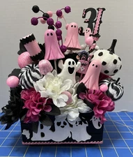 Halloween Pink Ghosts Small Wood Crate Tiered Tray Table Florals Pumpkins New