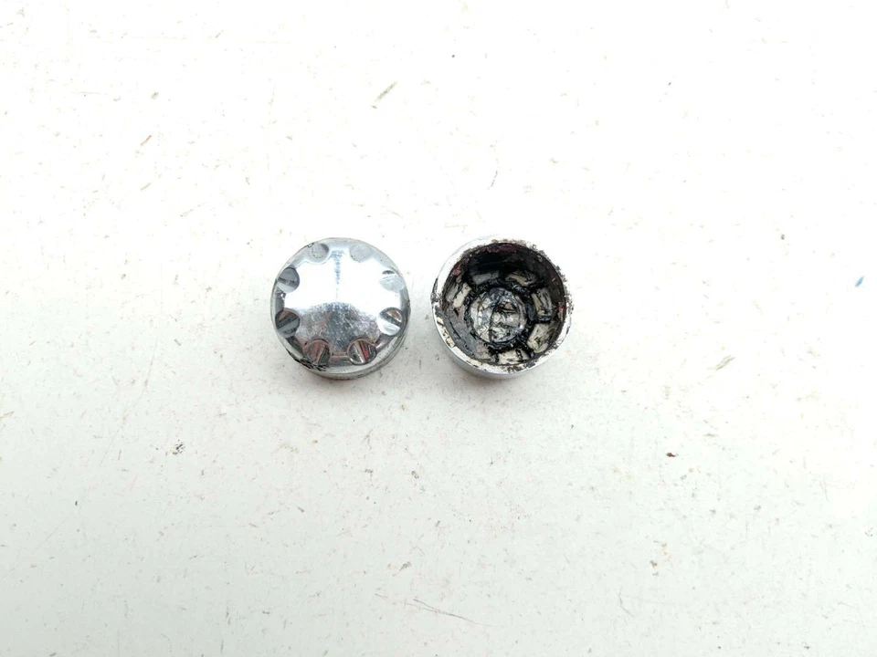 05-17 Victory Vegas Hammer eje trasero tuercas cubiertas cromadas Foto 3 de 4