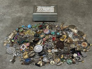 Estate Daughter Jewelry Box, Charms & Bagged CBJ#1 (10 lbs 9 oz; Vintage to Now)